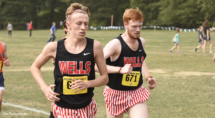 Men's Cross Country Places 25th At Rochester