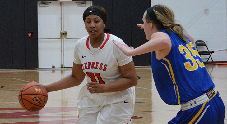 Strong Effort For Women's Basketball At Cortland
