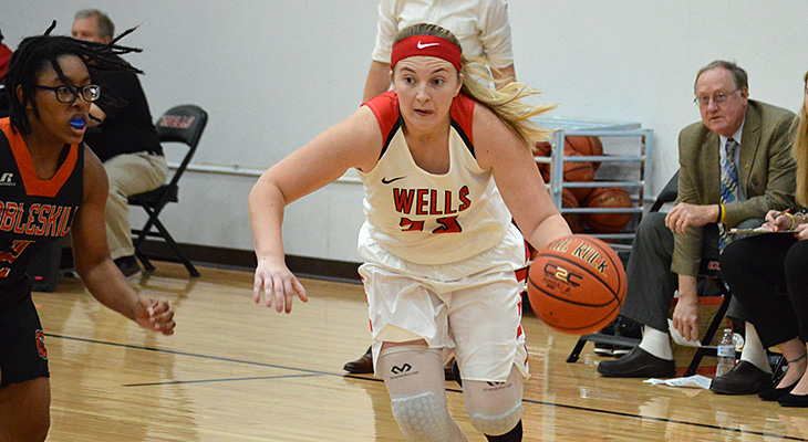 Close Women's Basketball Game Goes To Cobleskill