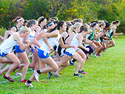 Women’s XC Collects Third Place At Wells College Invitational