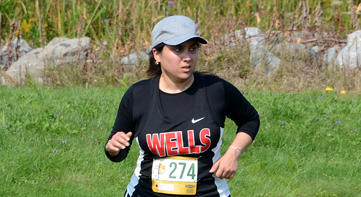 Women's Cross Country Runs At Hamilton