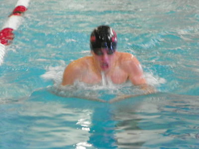MEN'S SWIMMING PLACES THIRD AT HARTWICK RELAYS