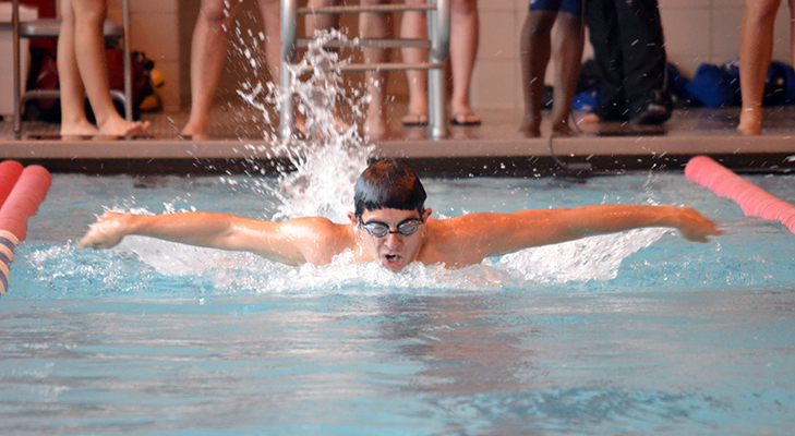 Men's Swimming Competes at Hartwick Relays