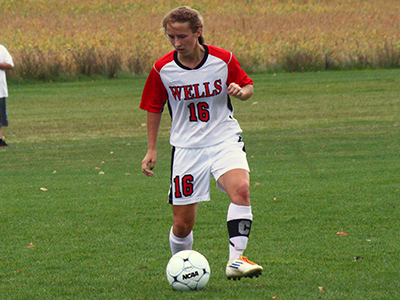 Women’s Soccer Edged By Green Mountain, 2-1